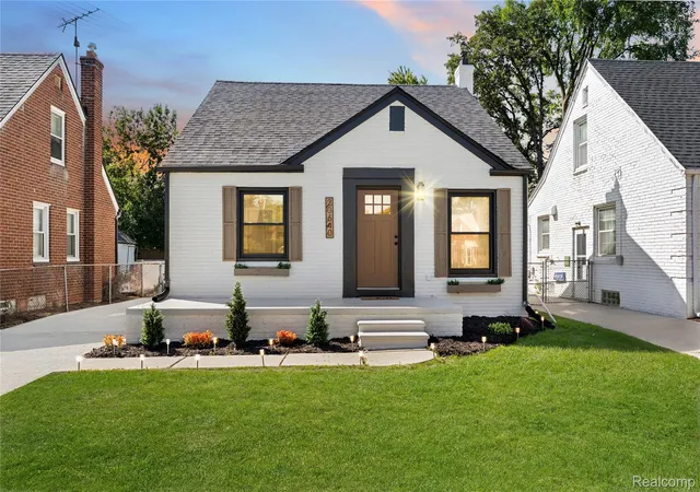 Photo 1 of Sale Pending at 20640 Fleetwood Dr, Harper Woods, MI 48225 | MLS# 20261069957 | Listing updated on 2026-10-08