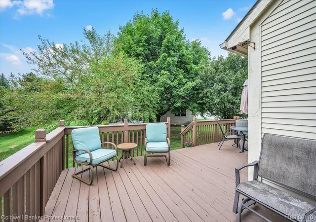 Photo 3 of Condo for sale at 646 Rolling Hills Ln, Lapeer, MI 48446 | MLS# 20261069968 | Listing updated on 2026-10-20