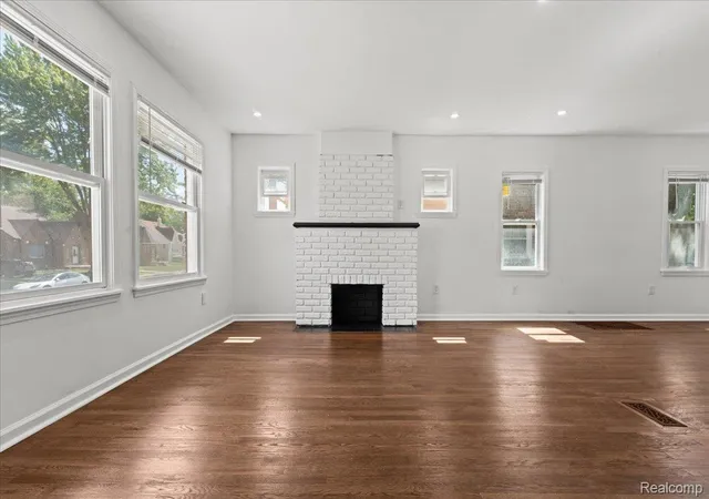 Photo 3 of Single family home for sale at 16661 Ardmore St, Detroit, MI 48235 | MLS# 20261069967 | Listing updated on 2026-09-03