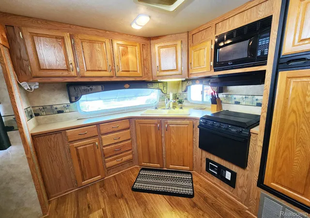 Photo 3 of Single family home for sale at 10001 Goodall Rd E #422, Durand, MI 48429 | MLS# 20261069987 | Listing updated on 2026-09-21