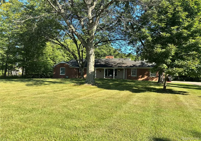 Photo 3 of Single family home for sale at 830 W Gilford Rd, Caro, MI 48723 | MLS# 20261070007 | Listing updated on 2026-09-04
