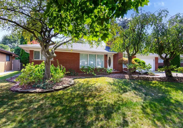 Photo 1 of Single family home for sale at 15703 Pleasant Ave, Allen Park, MI 48101 | MLS# 20261070061 | Listing updated on 2026-09-13