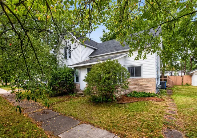 Photo 1 of Sale Pending at 430 S Main St, Evart, MI 49631 | MLS# 72026046275 | Listing updated on 2026-09-03