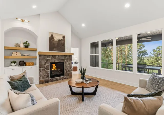 Photo 4 of Single family home for sale at 3126 Red Oak Dr, Saugatuck, MI 49453 | MLS# 71026046276 | Listing updated on 2026-09-15