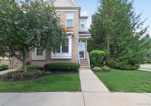 Photo 3 of Condo for sale at 7100 Heron Hills Dr, Walled Lake, MI 48390 | MLS# 20261070076 | Listing updated on 2026-09-09