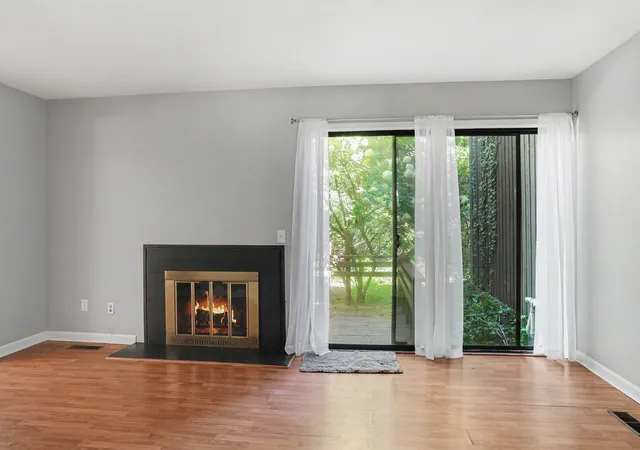 Listing Photo 5 - Condo for sale in building located at 235 Durness Ct, Kalamazoo, MI 49006