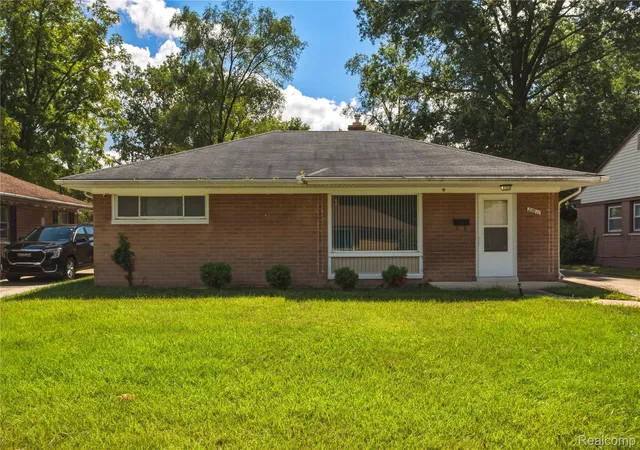 Photo 3 of Single family home for sale at 28611 Parkwood St, Inkster, MI 48141 | MLS# 20261070077 | Listing updated on 2026-09-08