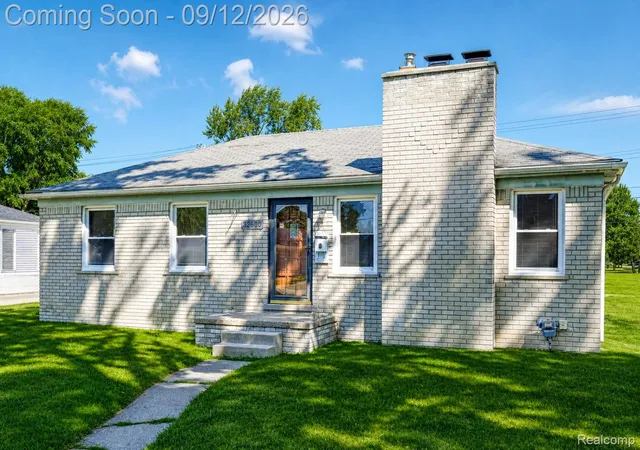 Photo 1 of Single family home for sale at 32600 W Chicago St, Livonia, MI 48150 | MLS# 20261070080 | Listing updated on 2026-09-12