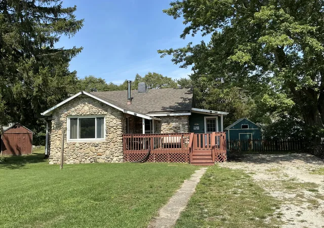 Photo 3 of Single family home for sale at 82248 45th Avenue, Coloma, MI 49038 | MLS# 71026046285 | Listing updated on 2026-09-14
