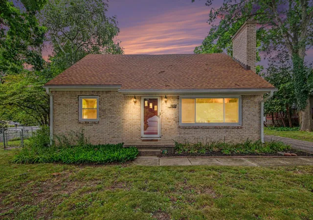 Photo 1 of Single family home for sale at 1438 Covell Ave NW, Grand Rapids, MI 49504 | MLS# 65026046287 | Listing updated on 2026-09-22