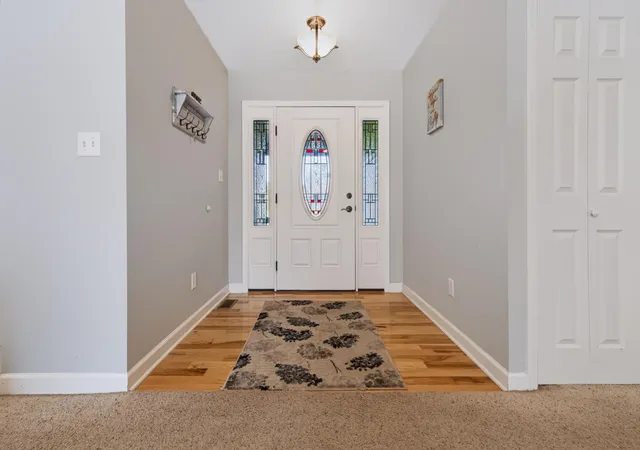 Photo 4 of Single family home for sale at 707 Tulip Dr, Three Oaks, MI 49128 | MLS# 69026046299 | Listing updated on 2026-10-02