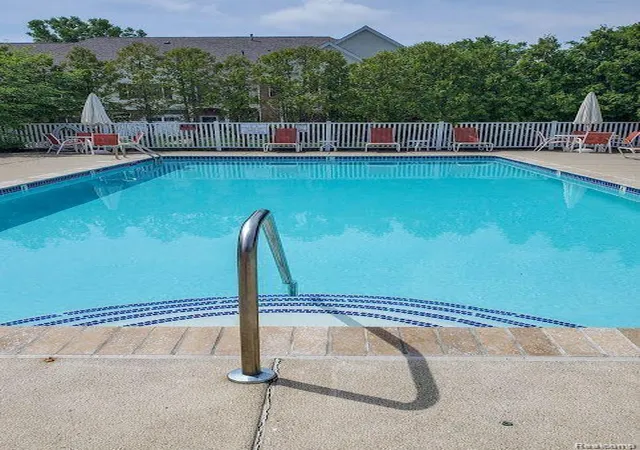 Photo 33 of Condo for sale at 731 Amberly Dr #C, Waterford, MI 48328 | MLS# 20261070093 | Listing updated on 2026-09-08