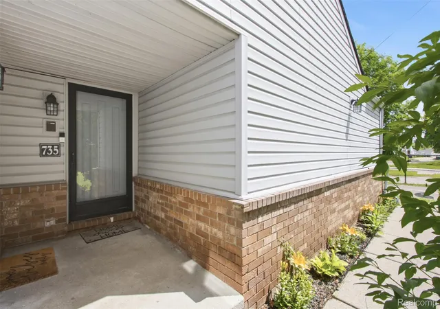 Photo 2 of Condo for sale at 735 Claire Pointe Cir, Saint Clair Shores, MI 48081 | MLS# 20261070096 | Listing updated on 2026-09-02