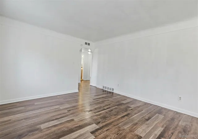 Photo 3 of Single family home for sale at 28632 Parkwood St, Inkster, MI 48141 | MLS# 20261070102 | Listing updated on 2026-09-11