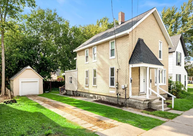 Photo 1 of Multi family home for sale at 1031 Hamilton Ave NW, Grand Rapids, MI 49504 | MLS# 65026046308 | Listing updated on 2026-09-03