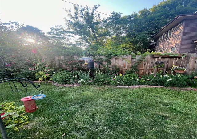 Photo 66 of Single family home for sale at 4815 Iroquois St, Detroit, MI 48214 | MLS# 20261070106 | Listing updated on 2026-10-13