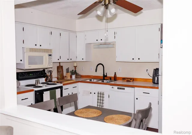 Photo 2 of Condo for sale at 2137 Village W Dr S, Lapeer, MI 48446 | MLS# 20261070108 | Listing updated on 2026-09-03