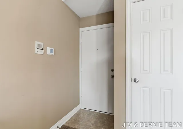 Photo 4 of Condo for sale at 3042 W Crystal Waters Dr #6, Holland, MI 49424 | MLS# 71026046311 | Listing updated on 2026-10-14