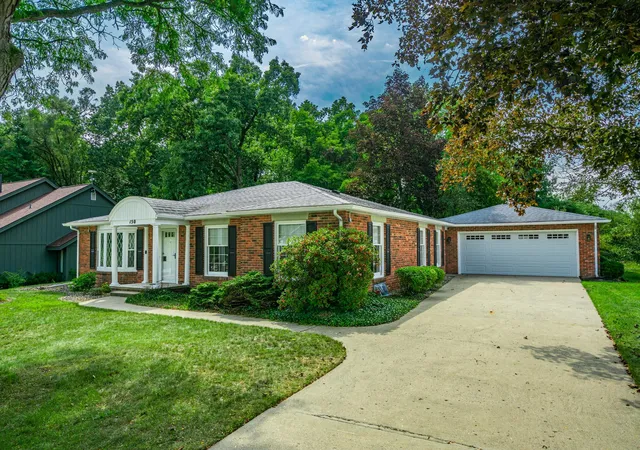 Photo 1 of Single family home for sale at 150 Brentwood Dr, Battle Creek, MI 49015 | MLS# 64026046316 | Listing updated on 2026-09-03