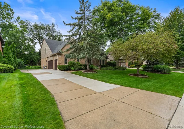 Photo 67 of Single family home for sale at 3623 Cedar Shake Dr, Rochester Hills, MI 48309 | MLS# 20261070123 | Listing updated on 2026-09-06