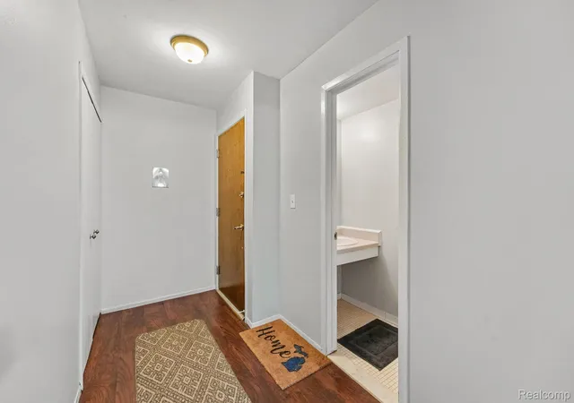 Photo 3 of Condo for sale at 1683 Riverside Dr #2, Rochester Hills, MI 48309 | MLS# 20261070125 | Listing updated on 2026-09-14