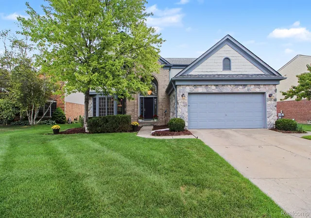 Photo 1 of Single family home for sale at 45063 Weymouth Dr, Canton, MI 48188 | MLS# 20261070136 | Listing updated on 2026-09-10