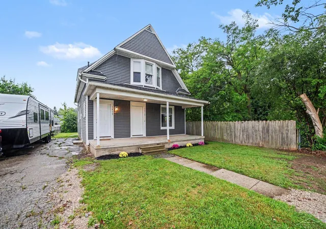 Photo 2 of Multi family home for sale at 1913 Olds St, Saginaw, MI 48602 | MLS# 61050220424 | Listing updated on 2026-09-08