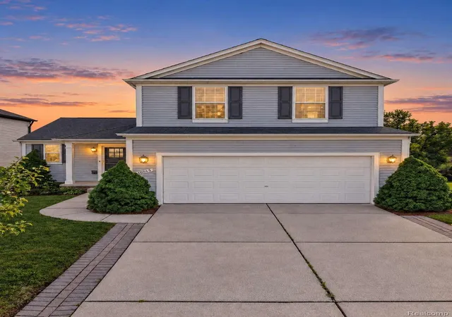 Photo 1 of Sale Pending at 10065 Edgewater Trl, Holly, MI 48442 | MLS# 20261070143 | Listing updated on 2026-10-20