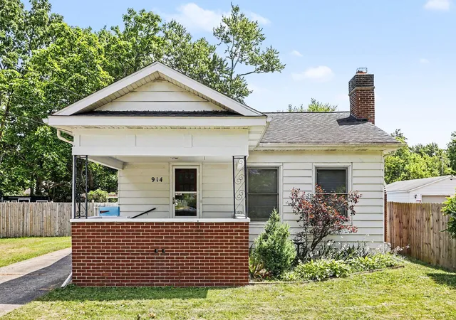 Photo 1 of Sale Pending at 914 Dayton Ave, Kalamazoo, MI 49048 | MLS# 66026046328 | Listing updated on 2026-09-08