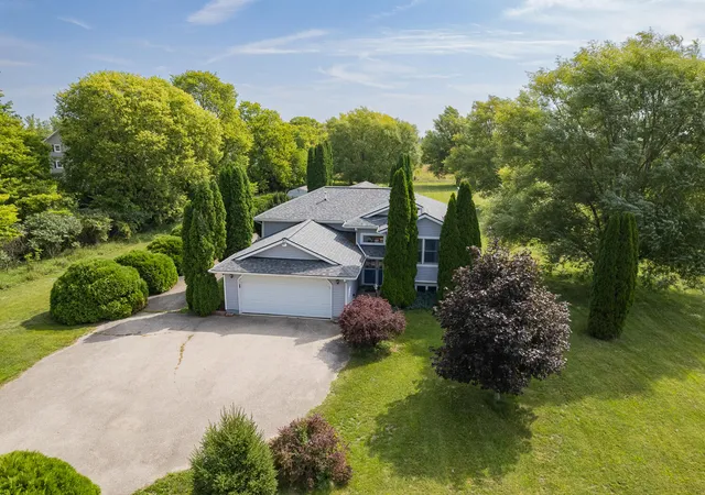 Photo 1 of Single family home for sale at 4079 Bennett Ct, Adrian, MI 49221 | MLS# 81026046335 | Listing updated on 2026-09-01