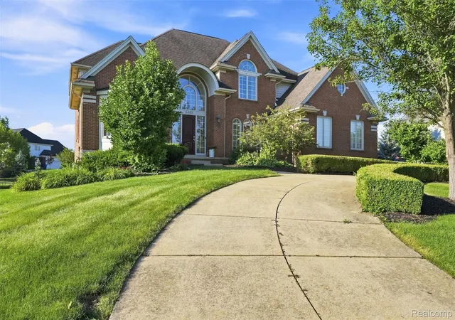 Photo 1 of Single family home for sale at 3603 N Century Oak Cir, Oakland, MI 48363 | MLS# 20261070176 | Listing updated on 2026-09-16