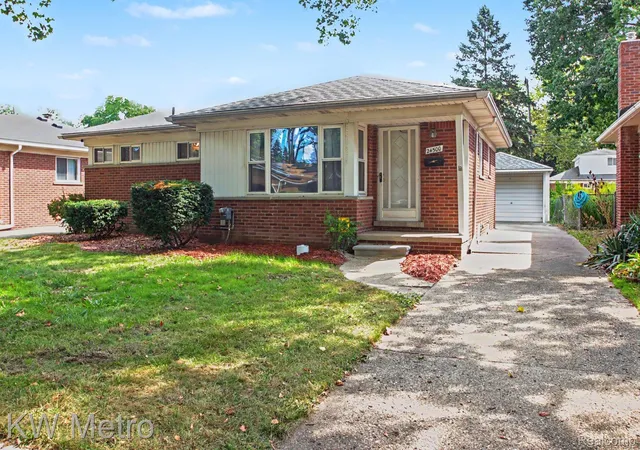 Photo 2 of Single family home for sale at 24500 Rosewood St, Oak Park, MI 48237 | MLS# 20261070178 | Listing updated on 2026-09-05