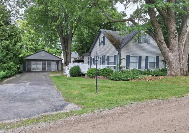 Photo 1 of Single family home for sale at 7420 Birchcrest Rd, Lexington, MI 48450 | MLS# 58050220431 | Listing updated on 2026-09-03