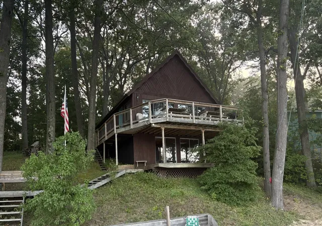 Photo 2 of Single family home for sale at 593 N 72nd Avenue, Hart, MI 49420 | MLS# 71026046347 | Listing updated on 2026-09-04