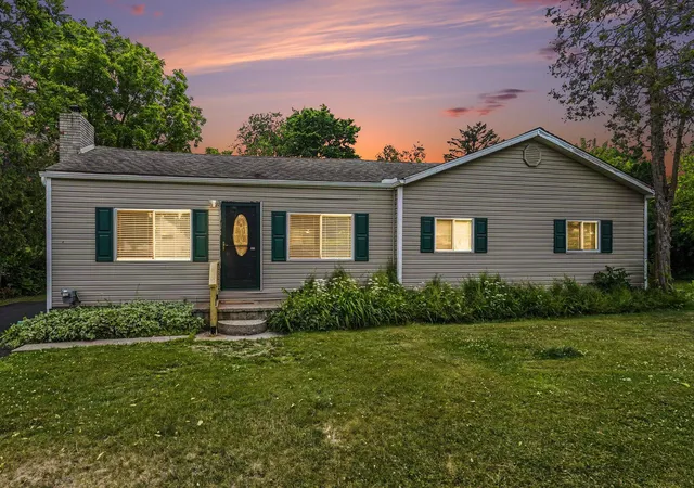 Photo 2 of Single family home for sale at 3472 Esson Dr, Grand Blanc, MI 48439 | MLS# 81026046350 | Listing updated on 2026-09-05