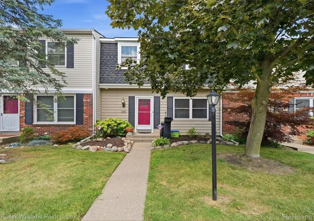 Condo for sale at 1208 Lear Ct, Rochester Hills, MI 48307 | MLS# 20261070184