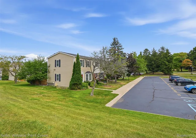 Photo 2 of Condo for sale at 1208 Lear Ct, Rochester Hills, MI 48307 | MLS# 20261070184 | Listing updated on 2026-09-02