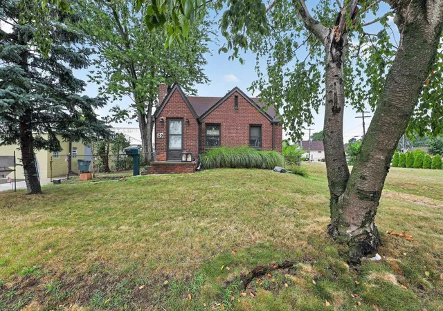 Single family home for sale at 29 Florence St, Clawson, MI 48017 | MLS# 58050220436