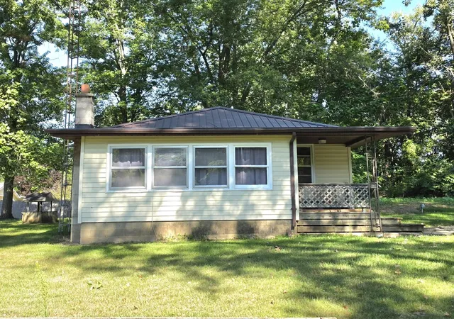 Photo 3 of Single family home for sale at 691 Lighthouse Dr, Coldwater, MI 49036 | MLS# 62026046356 | Listing updated on 2026-09-08