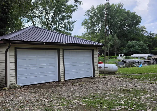 Photo 4 of Single family home for sale at 691 Lighthouse Dr, Coldwater, MI 49036 | MLS# 62026046356 | Listing updated on 2026-09-08