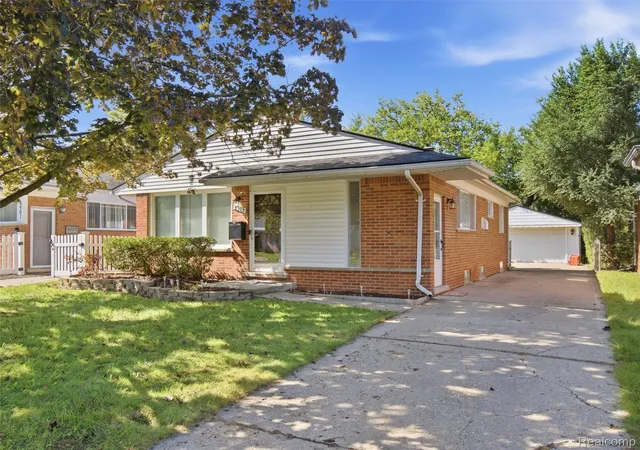 Photo 1 of Sale Pending at 8919 Louise St, Livonia, MI 48150 | MLS# 20261070190 | Listing updated on 2026-10-12