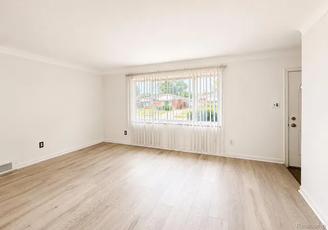 Photo 2 of Single family home for sale at 7140 Iowa St, Hamtramck, MI 48212 | MLS# 20261070191 | Listing updated on 2026-09-02