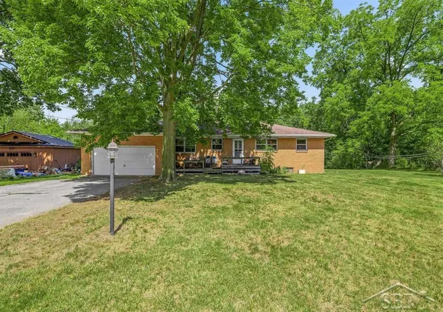 Single family home for sale at 3314 N Genrich Dr, Sanford, MI 48657 | MLS# 61050220439