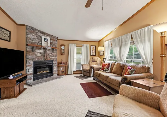 Photo 4 of Single family home for sale at 15877 Cottonwood Ave, Cedar Springs, MI 49319 | MLS# 65026046364 | Listing updated on 2026-09-11