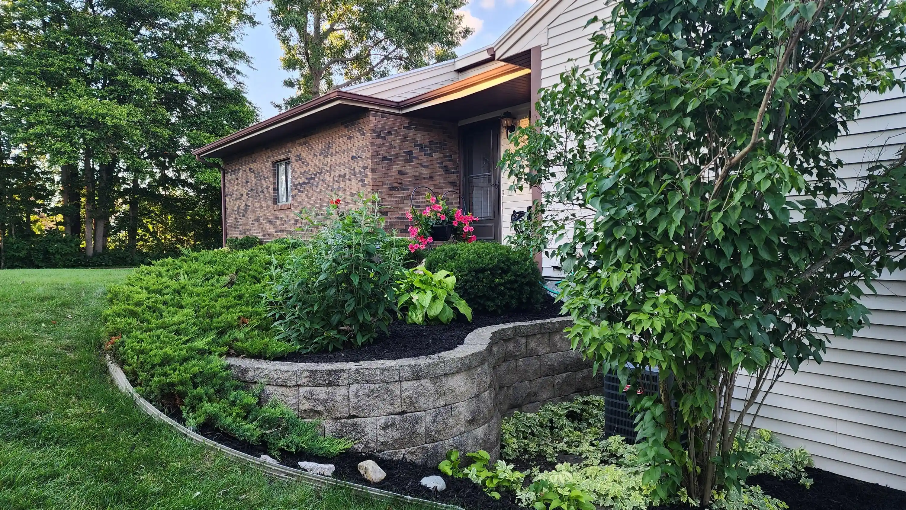 Listing Photo 1 - Condo for sale in 1136 SW Bayshore Dr located at 1136 SW Bayshore Dr, Byron Center, MI 49315 - Unit 1136 SW Bayshore Dr