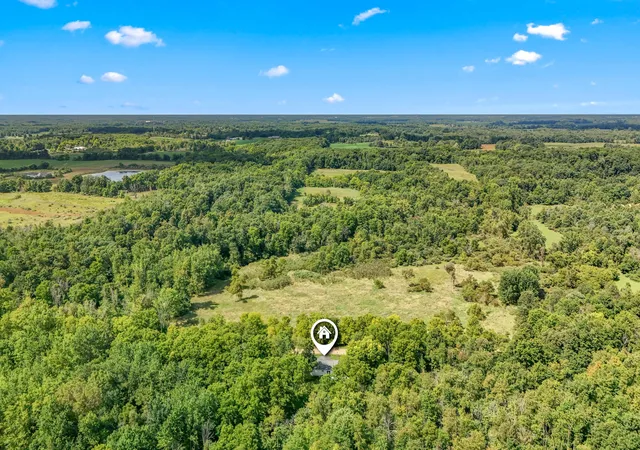 Photo 4 of Single family home for sale at 11441 Crampton Rd, Hillsdale, MI 49242 | MLS# 53026046371 | Listing updated on 2026-09-01