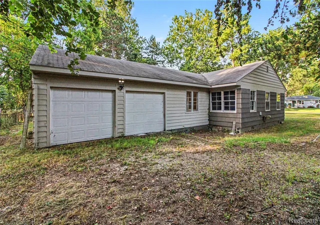 Photo 22 of Single family home for sale at 22806 Carleton Ave, Southfield, MI 48033 | MLS# 20261070205 | Listing updated on 2026-09-03