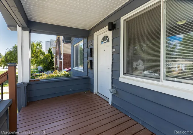 Photo 2 of Single family home for sale at 316 Spencer St, Ferndale, MI 48220 | MLS# 20261070207 | Listing updated on 2026-09-02
