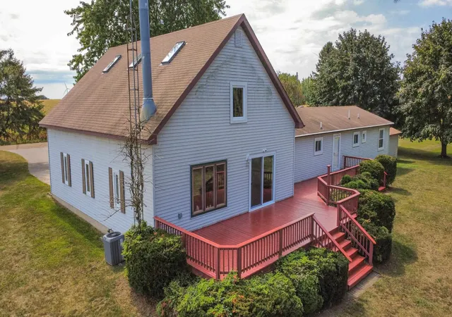 Photo 3 of Single family home for sale at 10951 E Remick Rd, Saint Louis, MI 48880 | MLS# 79080073093 | Listing updated on 2026-09-04