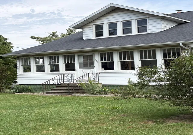 Photo 2 of Single family home for sale at 329 S Church St, Coloma, MI 49038 | MLS# 69026046387 | Listing updated on 2026-09-03